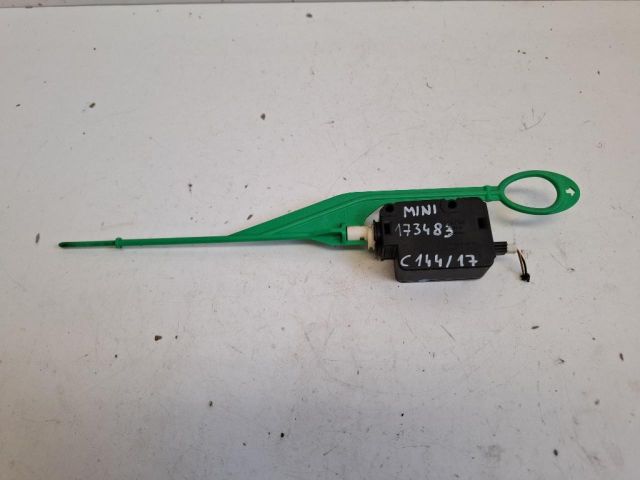 bontott MINI CONVERTIBLE Központizár Motor Tankajtó