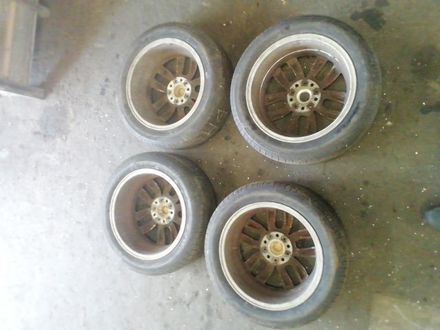 bontott MINI COUNTRYMAN Alufelni Szett Gumival