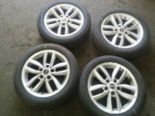 bontott MINI COUNTRYMAN Alufelni Szett Gumival