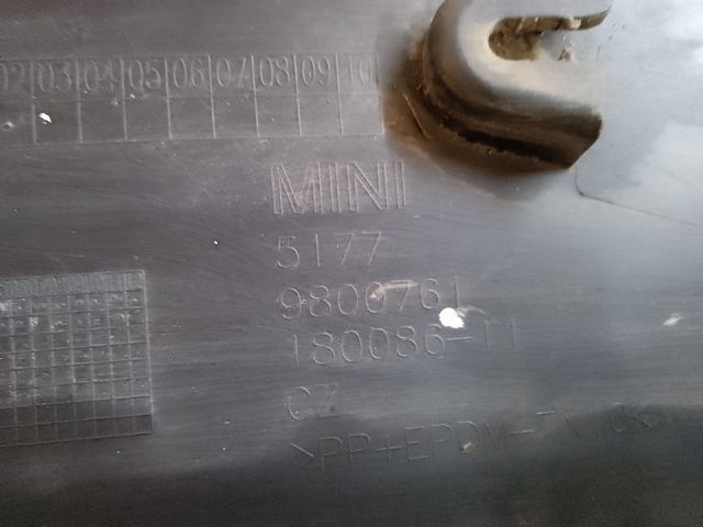 bontott MINI COUNTRYMAN Bal első Sárvédő Szélesítő