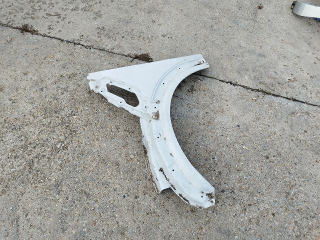 bontott MINI COUNTRYMAN Bal első Sárvédő