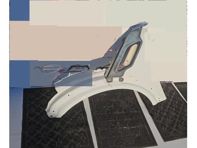 bontott MINI COUNTRYMAN Bal első Sárvédő