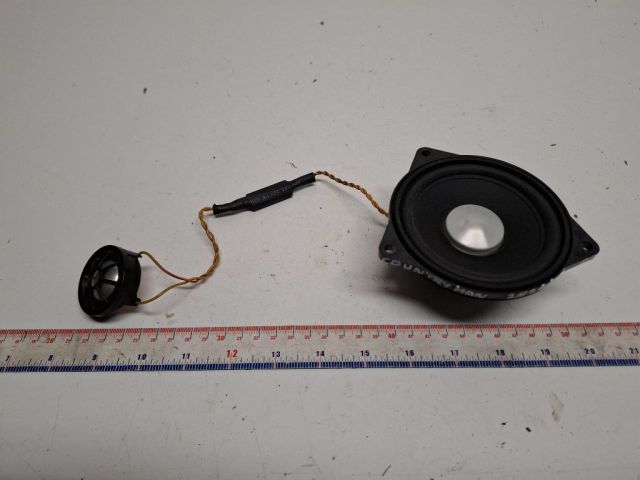 bontott MINI COUNTRYMAN Bal hátsó Hangszóró