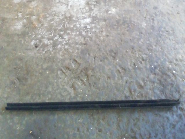 bontott MINI COUNTRYMAN Bal hátsó Vízlehúzó Gumicsík