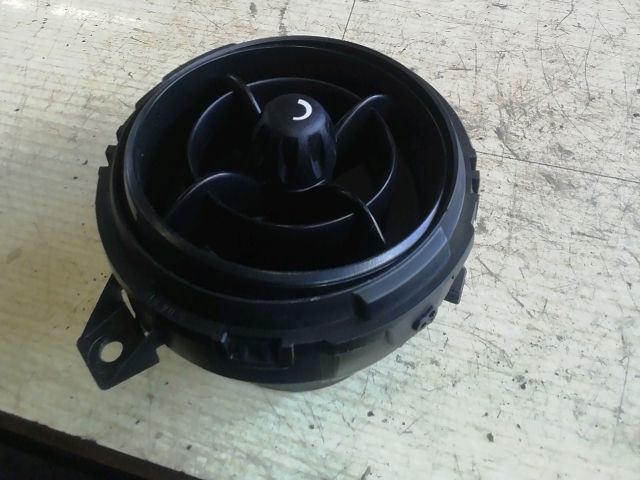 bontott MINI COUNTRYMAN Bal Szellőző