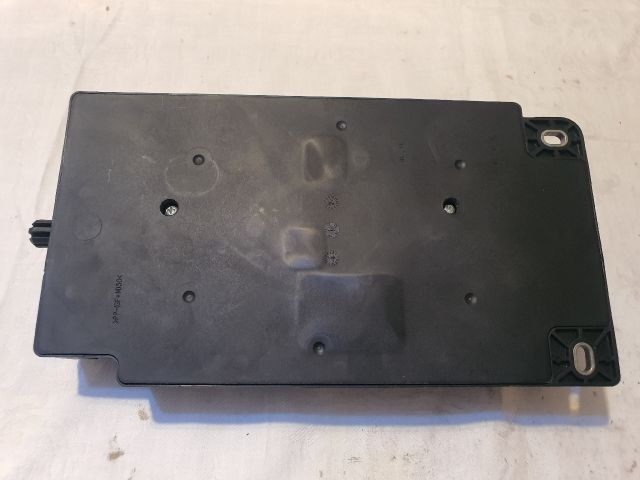 bontott MINI COUNTRYMAN Biztosítéktábla Utastér