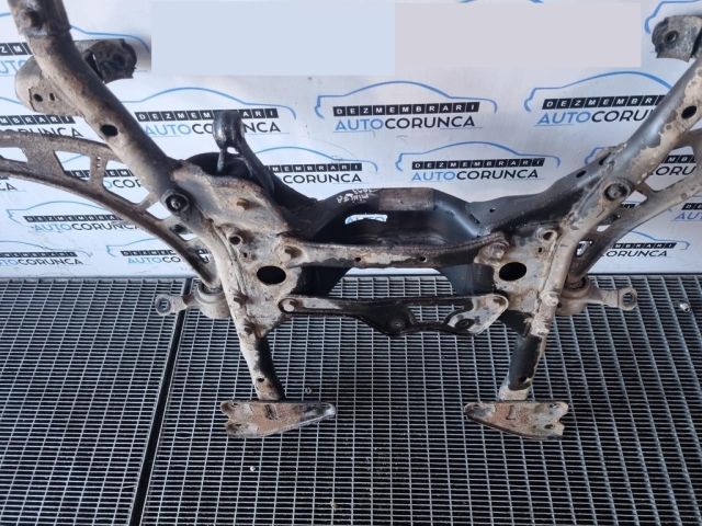 bontott MINI COUNTRYMAN Első Bölcső