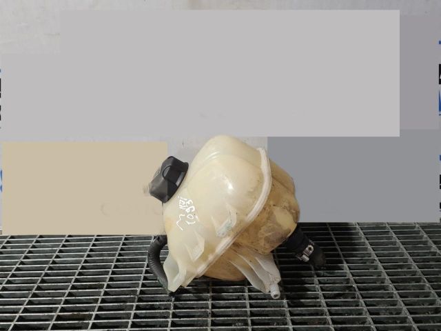 bontott MINI COUNTRYMAN Kiegyenlítő Tartály