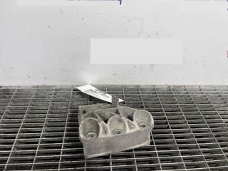 bontott MINI COUNTRYMAN Motor Tartó Bak (Pozíciófüggetlen)