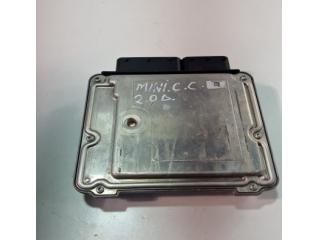 bontott MINI COUNTRYMAN Motorvezérlő