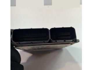 bontott MINI COUNTRYMAN Motorvezérlő