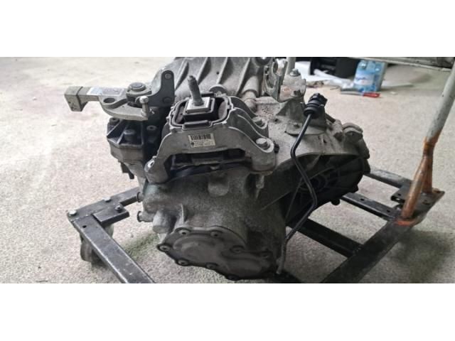 bontott MINI COUNTRYMAN Váltó (Mechanikus)