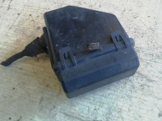 bontott MINI COUNTRYMAN Biztosítéktábla Motortér