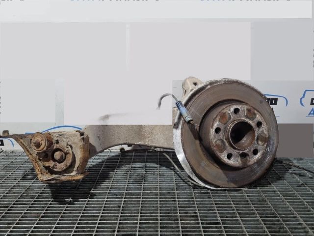 bontott MINI COUNTRYMAN Jobb hátsó Csonkállvány