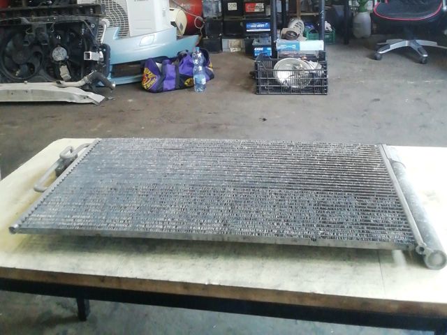 bontott MINI COUNTRYMAN Klímahűtő Radiátor