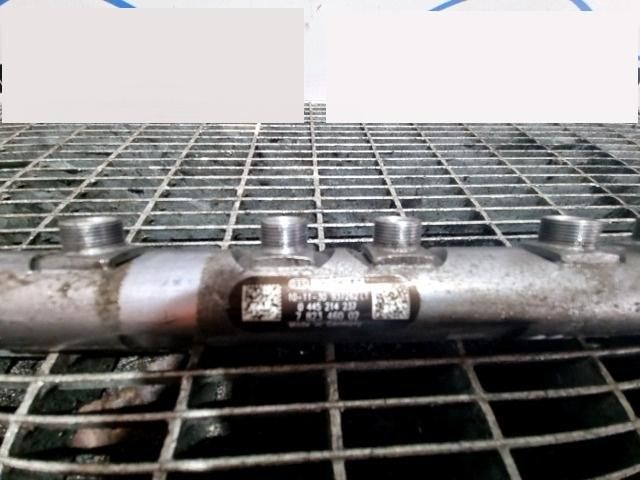 bontott MINI COUNTRYMAN Közösnyomócső