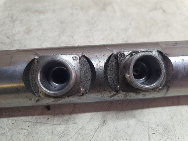 bontott MINI COUNTRYMAN Közösnyomócső