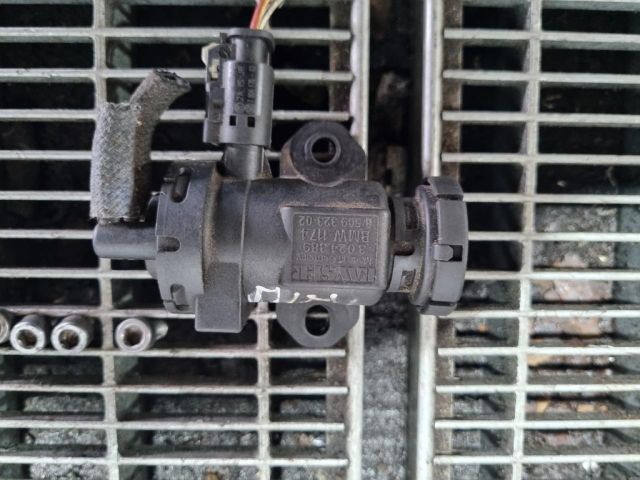 bontott MINI COUNTRYMAN Lefújószelep