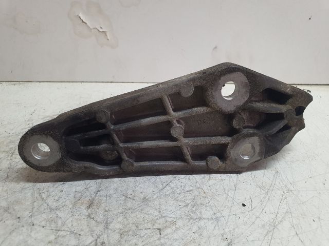 bontott MINI COUNTRYMAN Motor Tartó Bak (Fém)