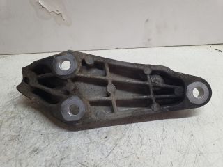 bontott MINI COUNTRYMAN Motor Tartó Bak (Fém)