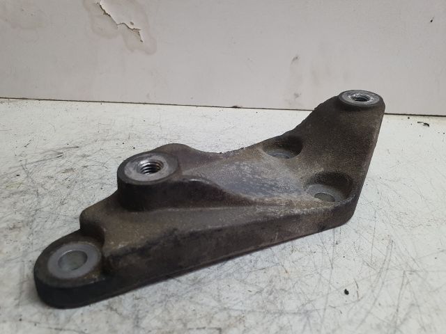 bontott MINI COUNTRYMAN Motor Tartó Bak (Fém)