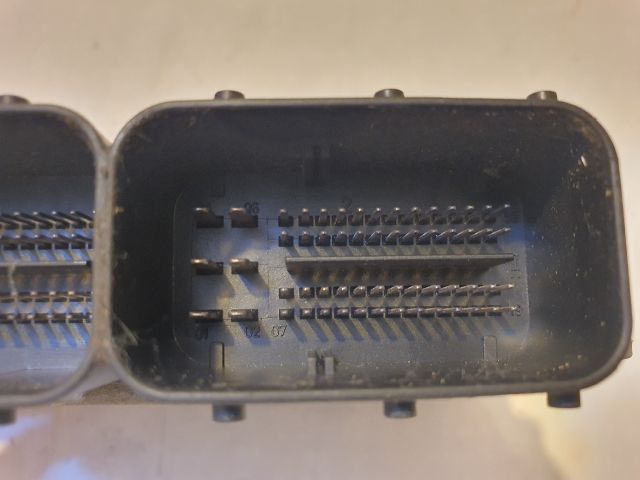 bontott MINI COUNTRYMAN Motorvezérlő