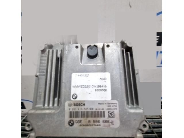 bontott MINI COUNTRYMAN Motorvezérlő