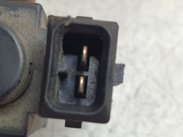 bontott MINI COUNTRYMAN Turbó Vákum Szelep