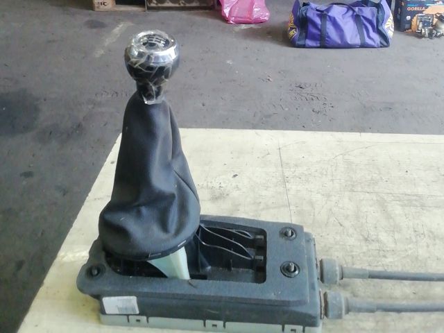 bontott MINI COUNTRYMAN Váltó Kulissza