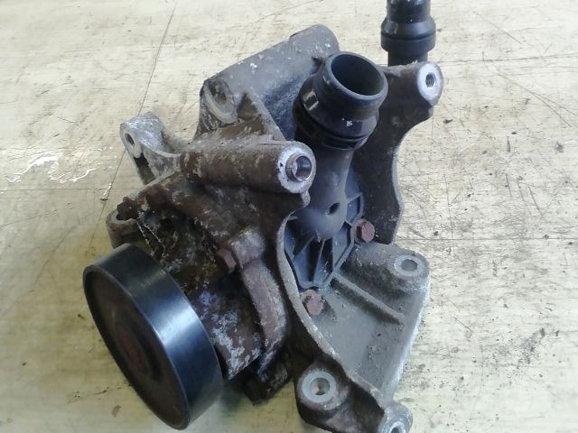 bontott MINI COUNTRYMAN Vízpumpa