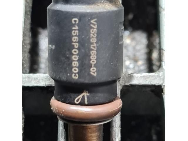 bontott MINI COUNTRYMAN Porlasztó (1 db)