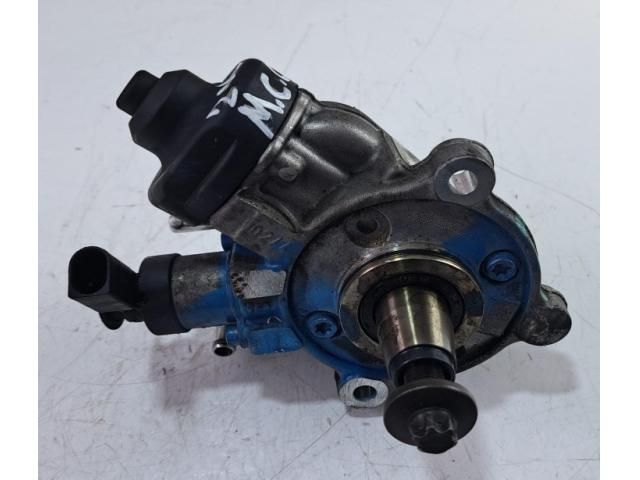 bontott MINI COUNTRYMAN Adagoló