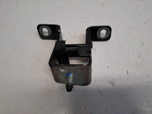 bontott MINI COUNTRYMAN Csomagtérajtó Bal Zsanér