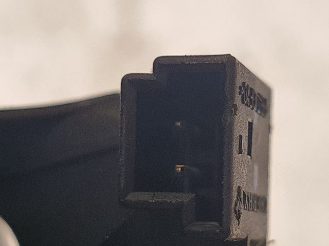 bontott MINI COUNTRYMAN Csomagtérajtó Kilincs