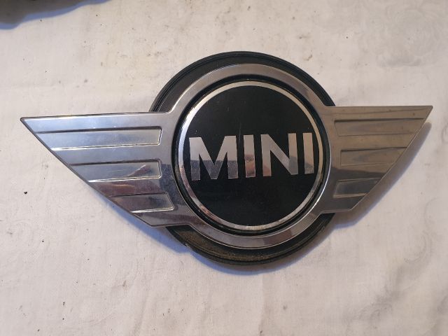 bontott MINI COUNTRYMAN Csomagtérajtó Kilincs
