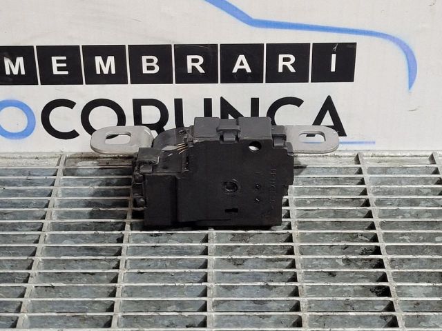 bontott MINI COUNTRYMAN Csomagtérajtó Zárszerkezet