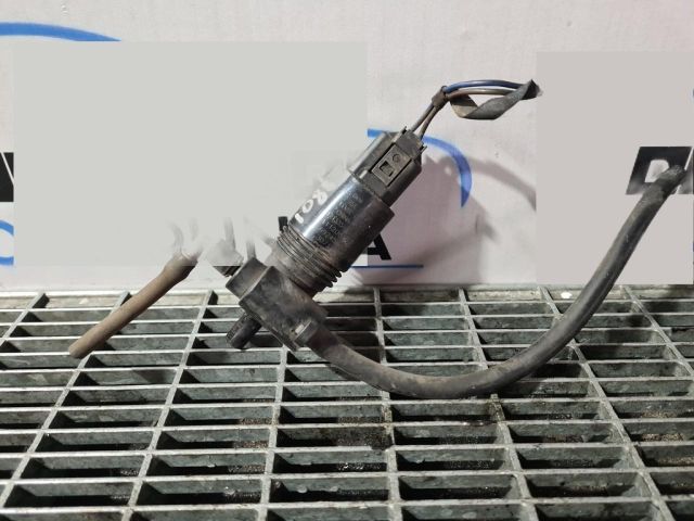 bontott MINI COUNTRYMAN Első Ablakmosó Szivattyú