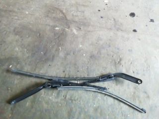 bontott MINI COUNTRYMAN Első Ablaktörlő Kar