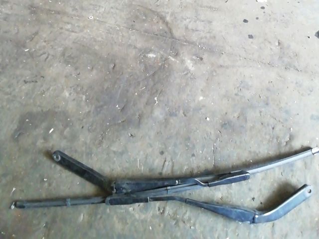 bontott MINI COUNTRYMAN Első Ablaktörlő Kar