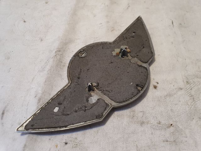 bontott MINI COUNTRYMAN Első Embléma