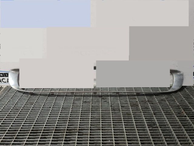 bontott MINI COUNTRYMAN Első Lökhárító Díszléc