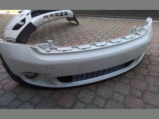 bontott MINI COUNTRYMAN Első Lökhárító (Részeivel)