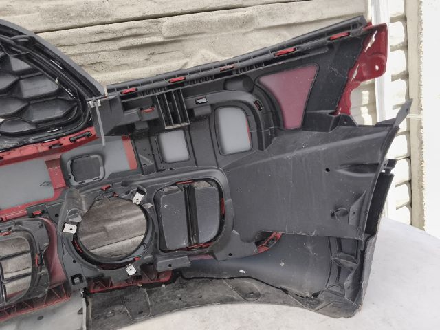 bontott MINI COUNTRYMAN Első Lökhárító (Üresen)