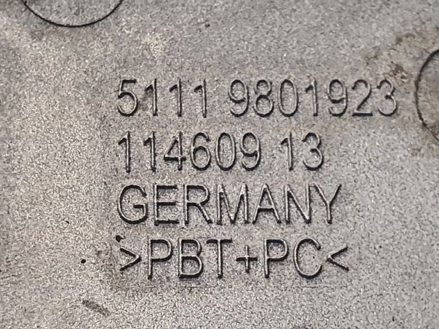 bontott MINI COUNTRYMAN Első Vonószem Burkolat