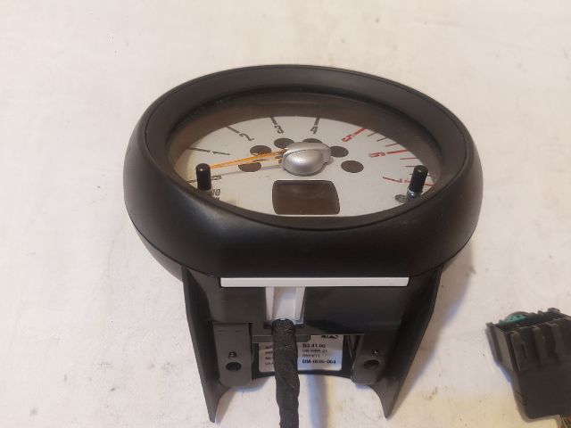 bontott MINI COUNTRYMAN Fordulatszámmérő