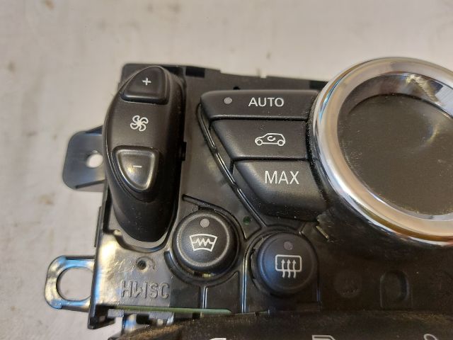 bontott MINI COUNTRYMAN Fűtéskapcsoló (digit klímás)