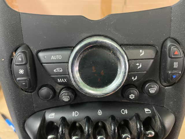 bontott MINI COUNTRYMAN Fűtéskapcsoló (digit klímás)