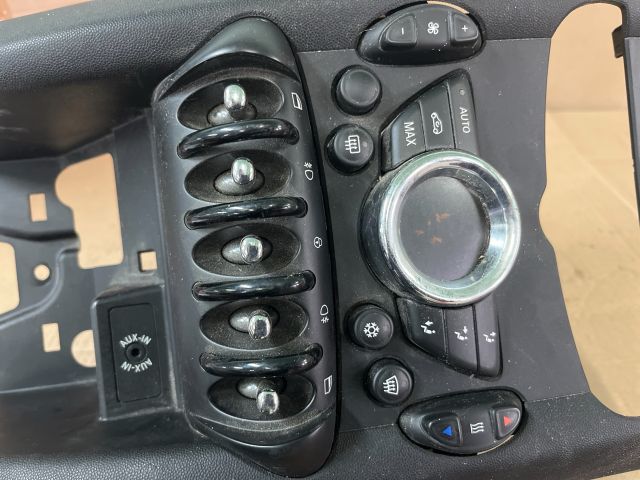 bontott MINI COUNTRYMAN Fűtéskapcsoló (digit klímás)