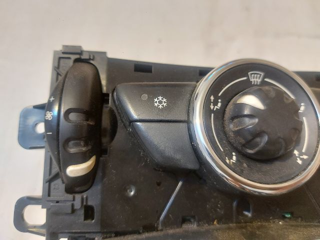 bontott MINI COUNTRYMAN Fűtéskapcsoló (manuális klímás)