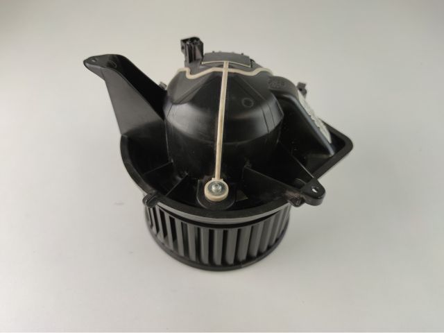 bontott MINI COUNTRYMAN Fűtőmotor (Klímás)